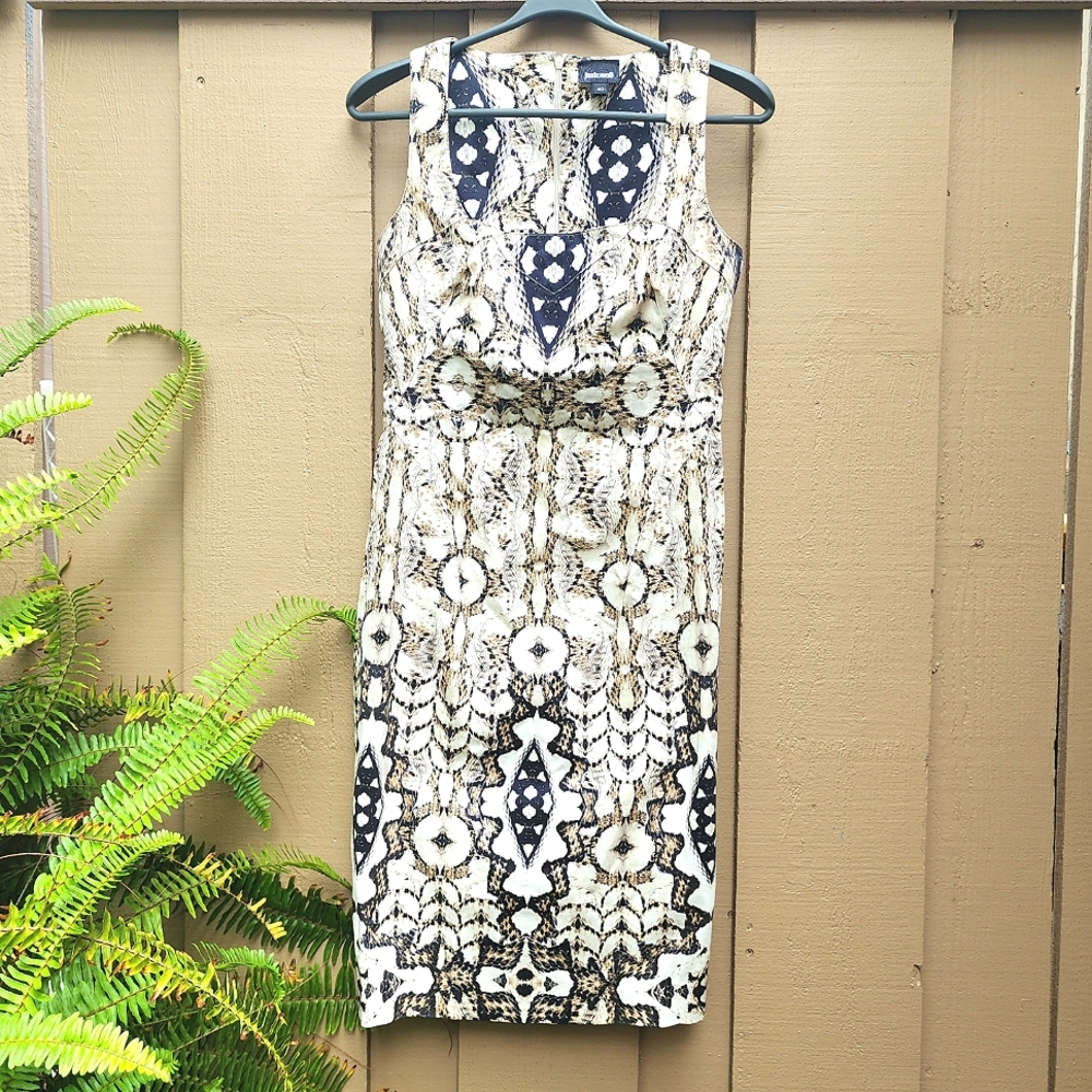 Just Cavalli Midi Sheath Apache Dress Black Cream Sz 40 US 6 Bold Chic Authentic